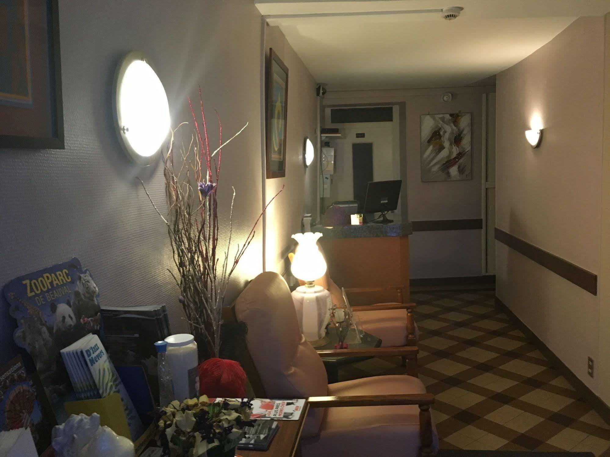 瑟尔米多酒店 讷韦尔 外观 照片